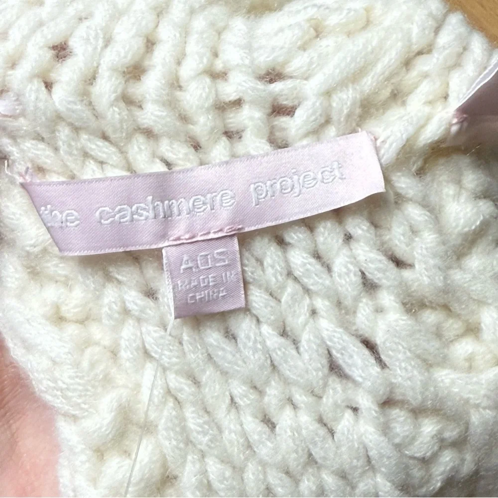 NWT The Cashmere Project Cable Knit Neck Cowl Scarf One Size 100% Cashmere
